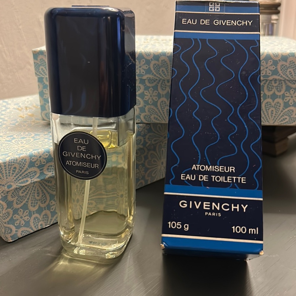 EAU DE GIVENCHY ATOMISEUR and original box.